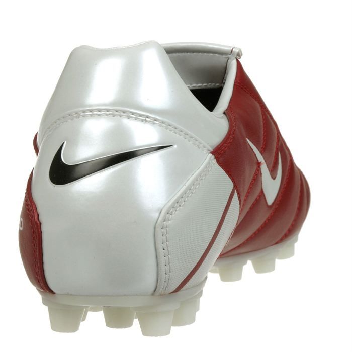Total 90 nike rouge clearance