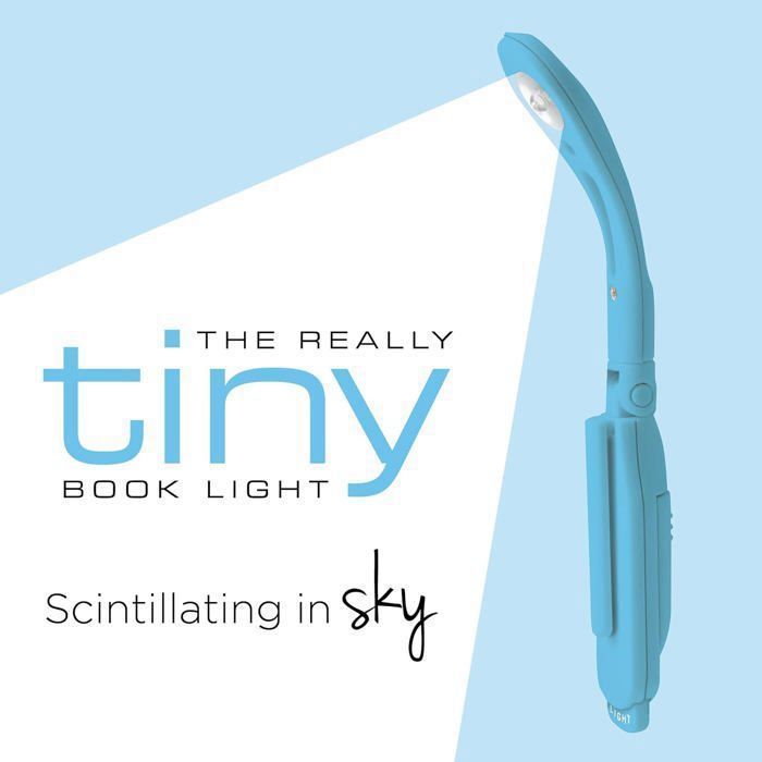 Lampe de lecture compacte Really Tiny Book Light pour lire au lit – Une superbe lampe de lecture avec piles incluses Chartreuse