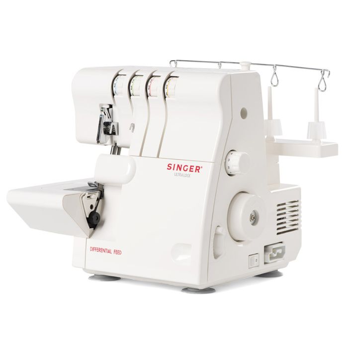 SURJETEUSE MACHINE A COUDRE SINGER 14SH654