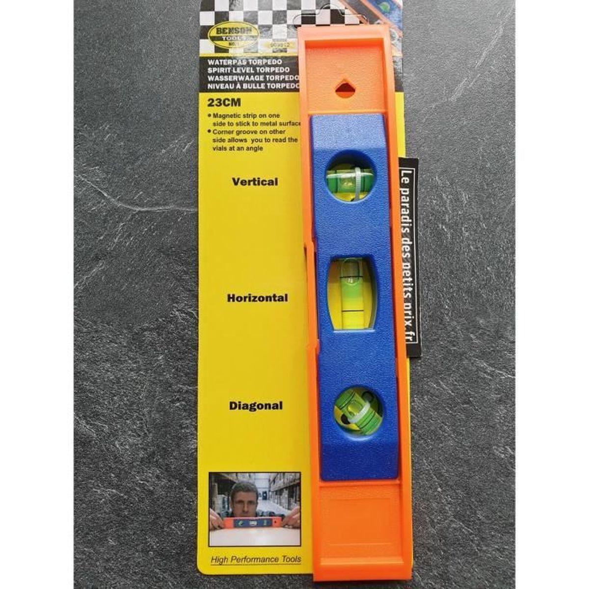 Niveau aimanté 23 cm , 3 niveau en 1, Horizontale , verticale et 45