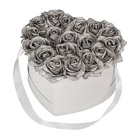 Boîte blanche cœur 18 roses argentées - 10039861-0