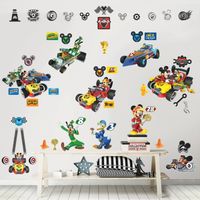 Ensemble de 74 stickers muraux de Mickey Mouse, Dingo et Donald Duck.