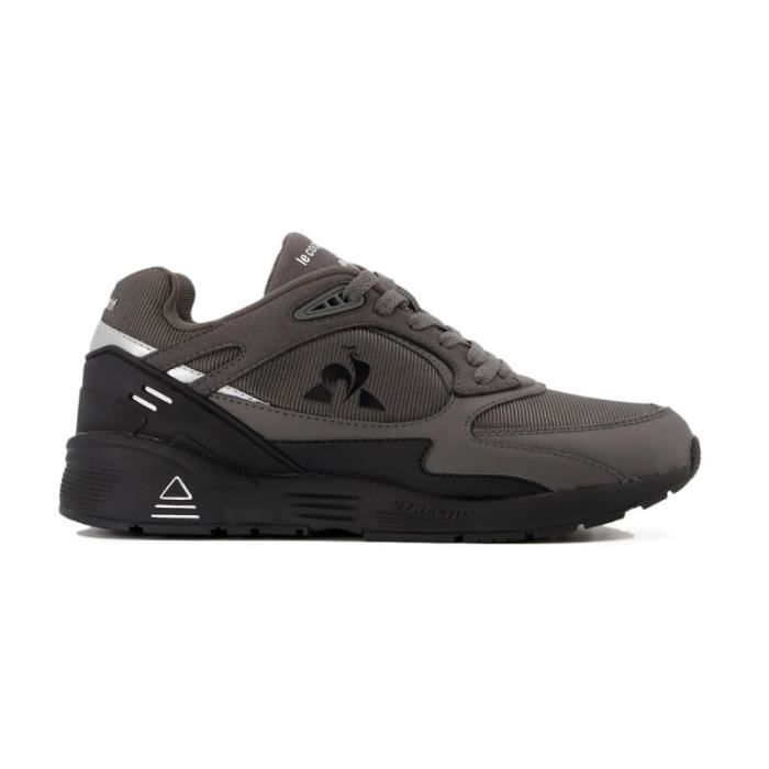 Basket Le coq sportif LCS R1100 BLACK SOLE Gris Tige en mesh