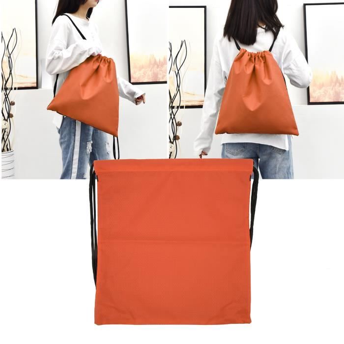 Grand sac de rangement en polyester rouge avec 4 compartiments.