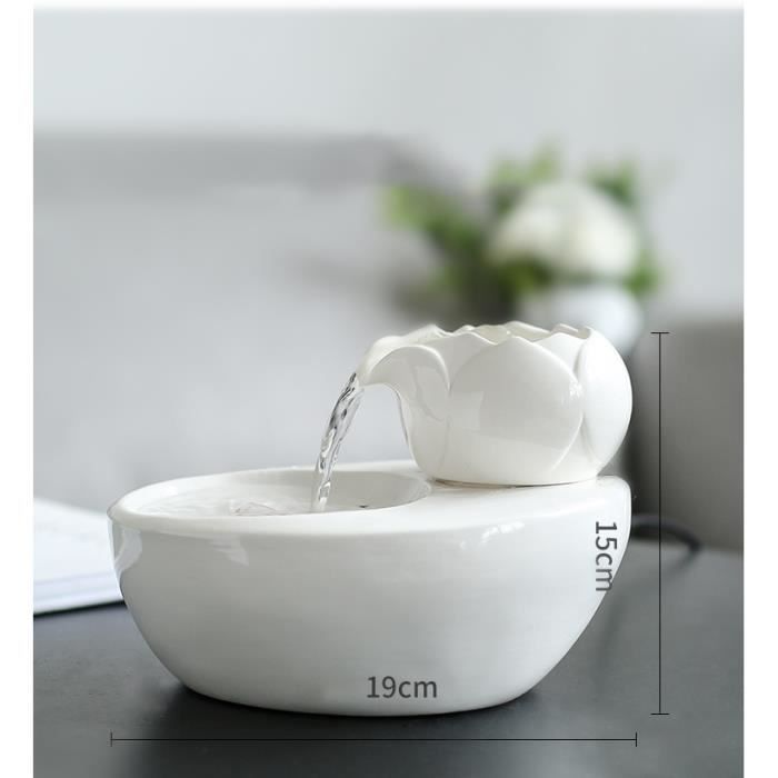 Pet water dispenser Fontaine à Eau en Céramique pour Chats et Chiens - Facile à Nettoyer,Électrique et Silencieuse (White)