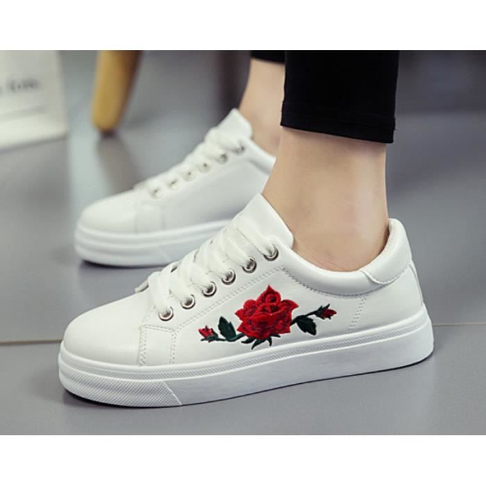 chaussure adidas superstar femme fleur