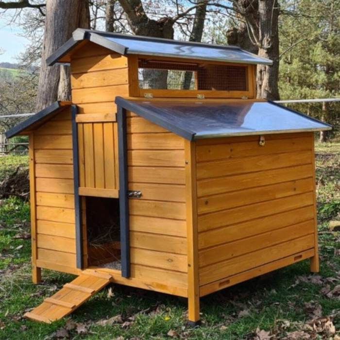 Comparer les prix de Poulailler Farmer Xl 6 À 8 Poules Bois Fsc Toit Shingle Noir