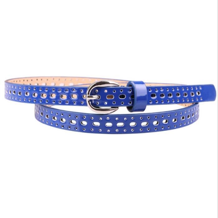 Ceinture en toile à large trou. Ceinture en métal décontractée pour