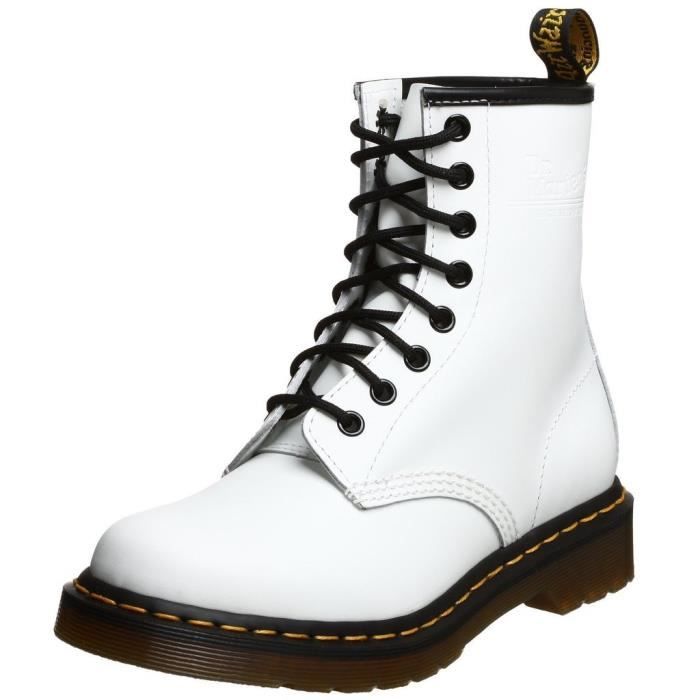 lacet blanc doc martens