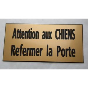 plaque gravée ATTENTION AUX CHIENS épaisseur 1,6 mm format 29 x 100 mm