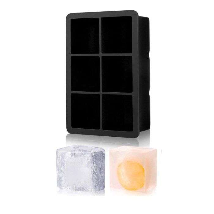 Moritz & Moritz 2x bacs à glaçons avec couvercle - Moule à glaçons en silicone avec couvercle pour faire 18 glaçons carrés - 6 sous-verres & livret de recettes inclus Moritz & Moritz 2x bacs à glaçons avec couvercle - Moule à glaçons en silicone avec couvercle pour faire 18 glaçons carrés - 6 sous-verres & livret de recettes inclus