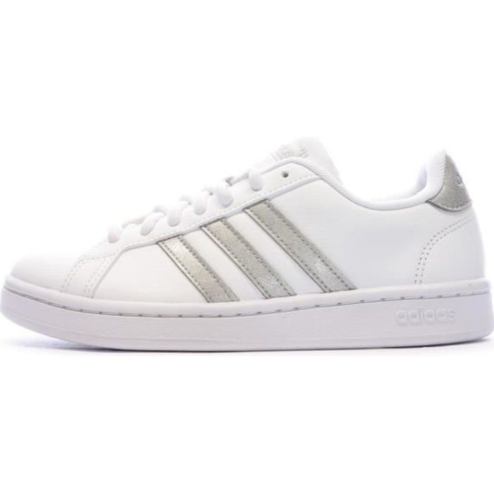 Tennis blanche femme adidas 2025