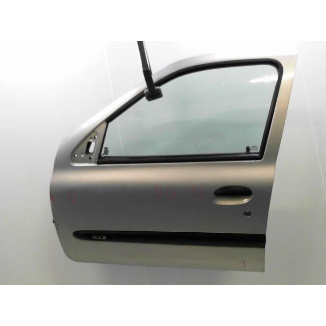 RENAULT CLIO 05 CHROME CLIO GRANDTOUR POIGNEE DE PORTE AVANT GAUCHE NEUF RENAULT CLIO 05 CHROME CLIO GRANDTOUR POIGNEE DE PORTE AVANT GAUCHE NEUF