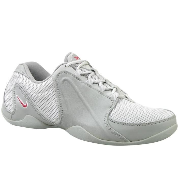basket nike beige femme