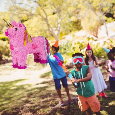 Piñata Cochon Hawaïen - Décoration Fête D'anniversaire été - Dimensions 42x32x8 Cm - Inclut Bâton, Bandeau, Confettis - Pour Enfants Filles Et Garçons - 10