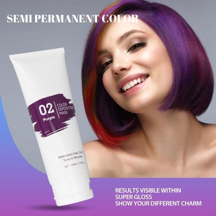 cheveux teints en violet