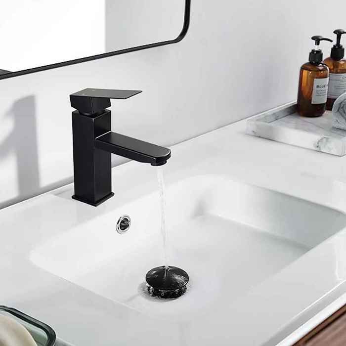 Robinet de lavabo de salle de bain cascade en or brossé avec tuyau d Robinet de lavabo de salle de bain cascade en or brossé avec tuyau d