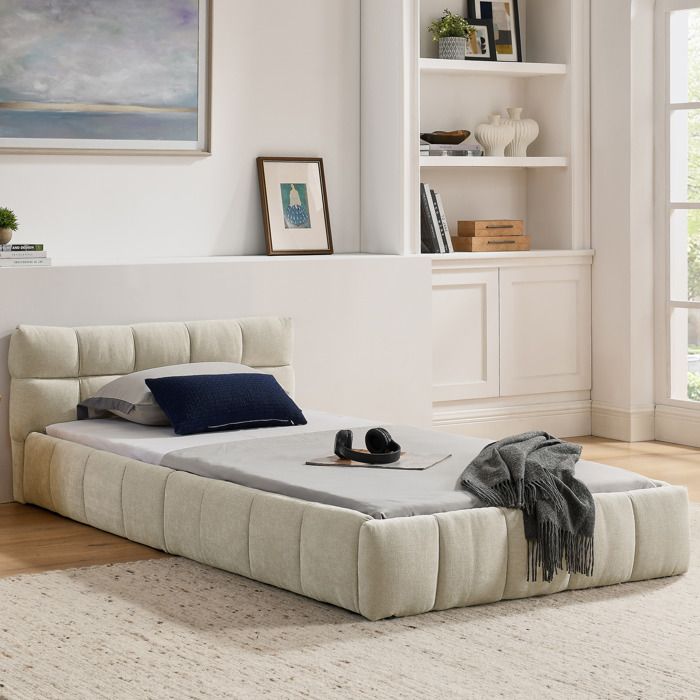 Cadre de lit simple 90x200 cm en mousse coloris beige à monter soi-même dimensions 108x217x59 cm matelas non inclus