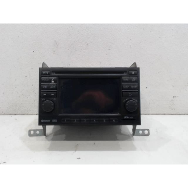 PIECES AUTO D'OCCASION - - KIT D'INSTALLATION D'AUTORADIO - AUTORADIO NISSAN JUKE - E1-328580