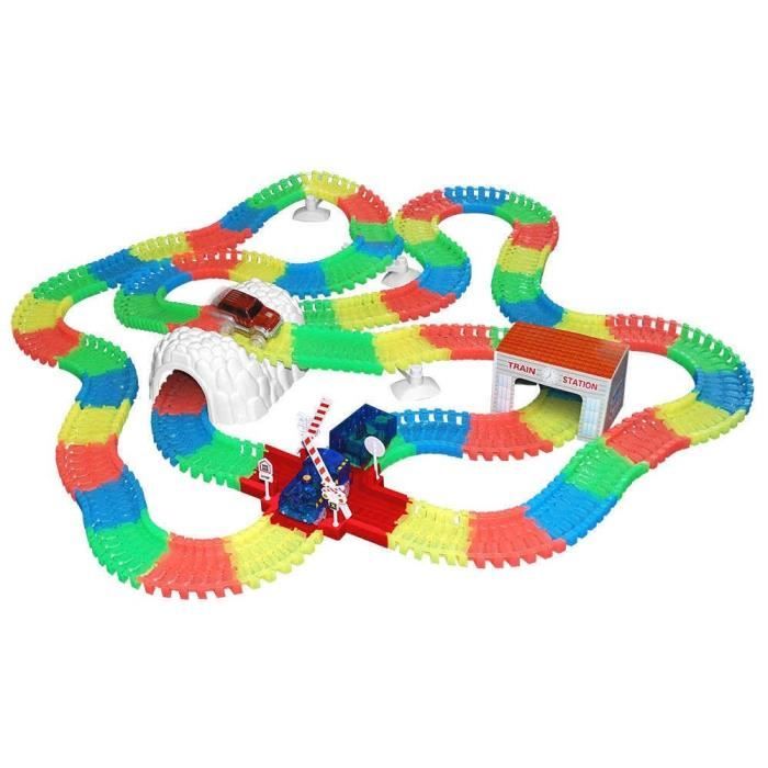 NOUVEAU CIRCUIT Lightning Speedy 6 m GIGA PACK, 390 rails luminescents et modulables, 1 train et 1 4x4 avec tous ses accessoires