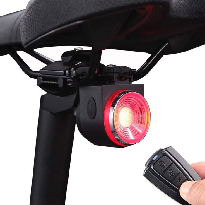 Kenove Eclairage Arrière Vélo, Eclairage Velo Puissant Lampe Velo LED Rechargeable, 6 Modes, Résistant à L'eau, Feu Arrière Pour VTT VTC Casque Sac à Dos, Assurer La Sécurité Et Visibilité