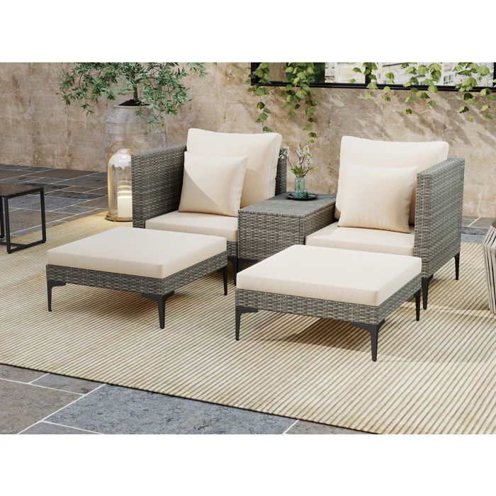 Ensemble de Mobilier Extérieur 5 Pcs COSTWAY en Rotin 2 Fauteuils 2 Poufs et Table dAppoint pour Jardin Balcon Terrasse Blanc Ensemble de Mobilier Extérieur 5 Pcs COSTWAY en Rotin 2 Fauteuils 2 Poufs et Table dAppoint pour Jardin Balcon Terrasse Blanc