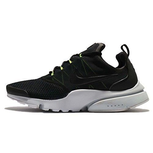 presto fly sneaker