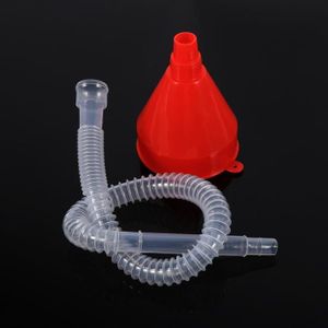 Entonnoir plastique muni d'un tube flexible, diamètre 150 mm.
