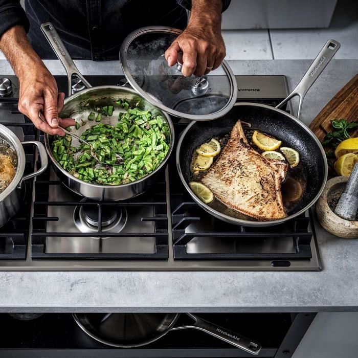 KitchenAid MultiPly 3-lagiger Wok 28 Cm Mit Glasdeckel – Induktionsgeeignet, Spülmaschinenfest, Backofenfest Bis 220°C