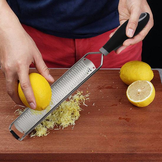 Râpe Fromage SopwMap Acier Inox - 4 En 1 : Râpe, Zesteur, Éplucheur Avec Brosse Nettoyage