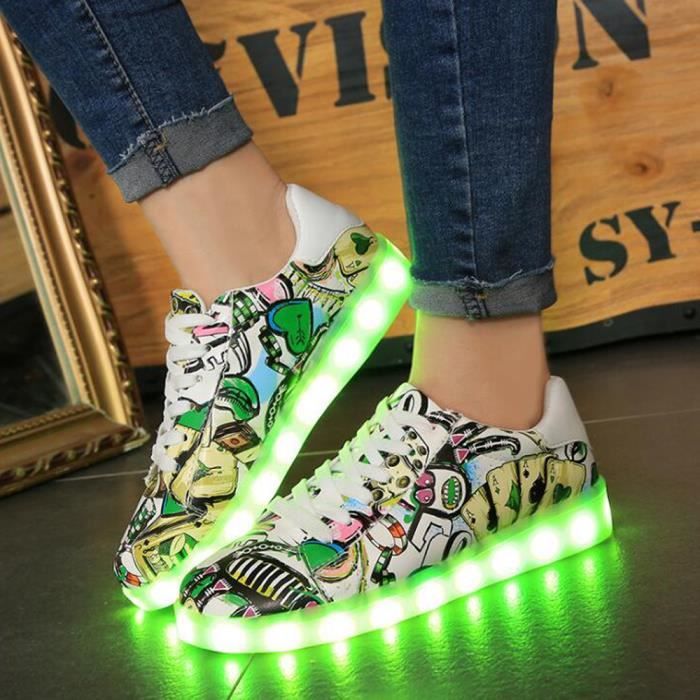 Baskets à LED Pour Enfants - Chaussures Lumineuses Qui Clignotent En Marchant - Pour Garçons Et Filles (Taille Variable)
