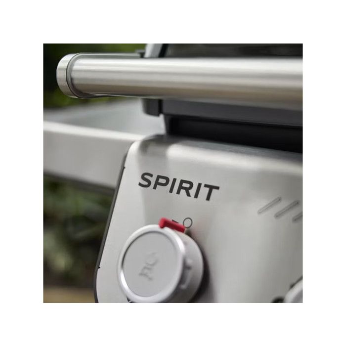 Barbecue à gaz Spirit E 335 + Kit de préparation et de service Weber