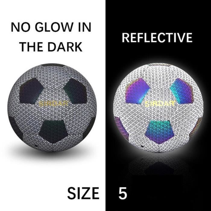Aceshop Ballon de Football Lumineux - Réfléchissant - Holographique -  Brille dans Le Noir - pour l'utilisation en intérieur et en extérieur -  Idéal