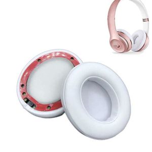 Accessoires audio Wewoo Coussinets mousse 2 pcs pour beats studio 2. 0 / 3.  0 housse de protection casque gel oreille rouge