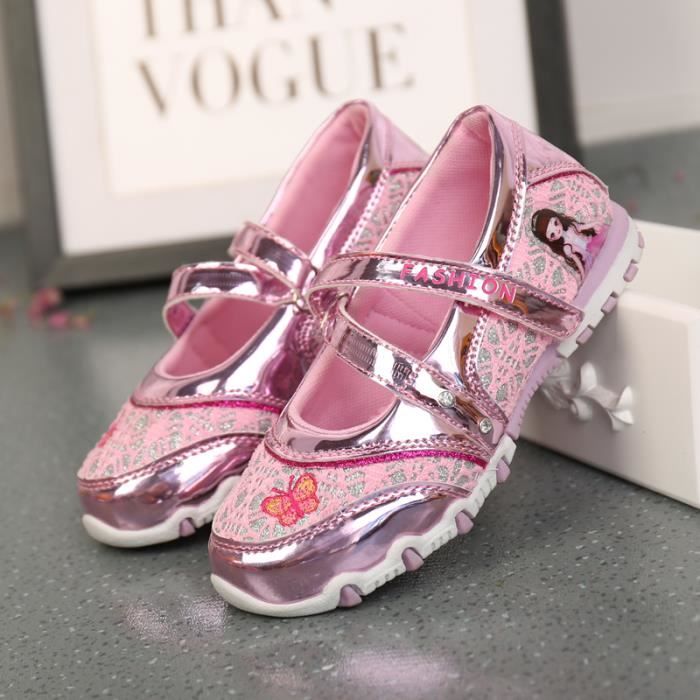 Belle chaussure fille