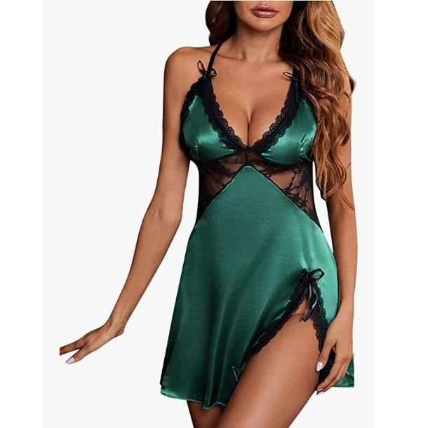 Femme ronde en nuisette sales
