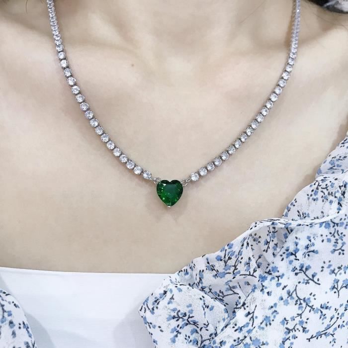 Collier ras de cou émeraude et plaqué or