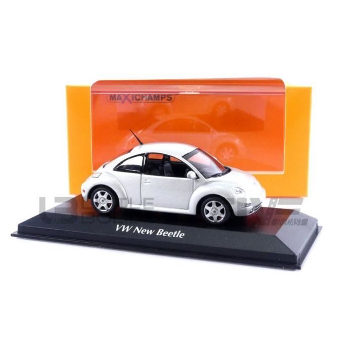 Voiture Miniature de Collection MAXICHAMPS 1 43 VOLKSWAGEN New Beetle 1998 Silver 940058000