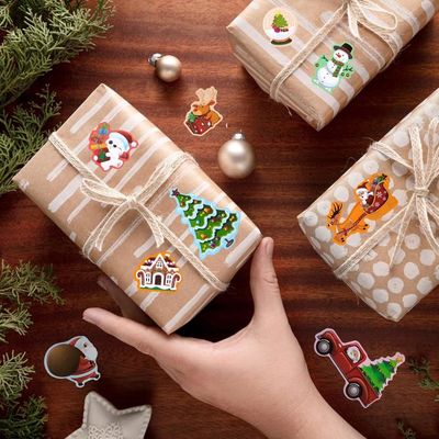 Gommettes Noel à Colorier 52 Stickers 4 à 5cm Père Noël étoile Cadeaux Bonhomme De Neige Flocon