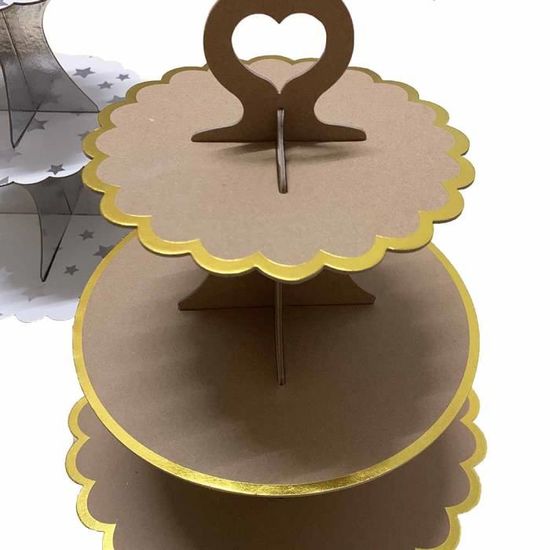 Assiette à gâteaux à plusieurs niveaux - France