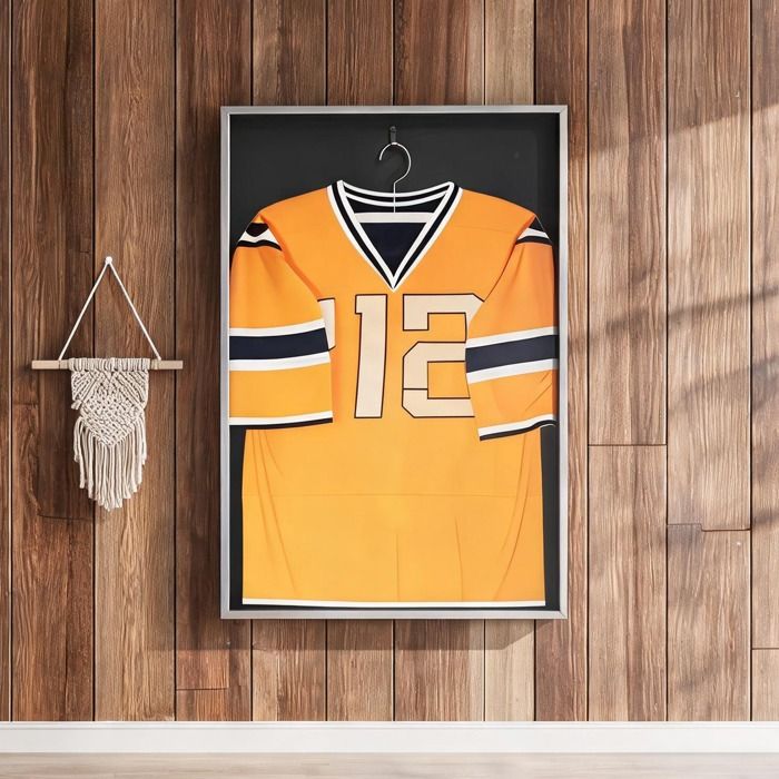 Meuble Etagere - Cadre pour maillot 70 x 90 cm en aluminium avec vitrine acrylique et fond en feutre finition argent