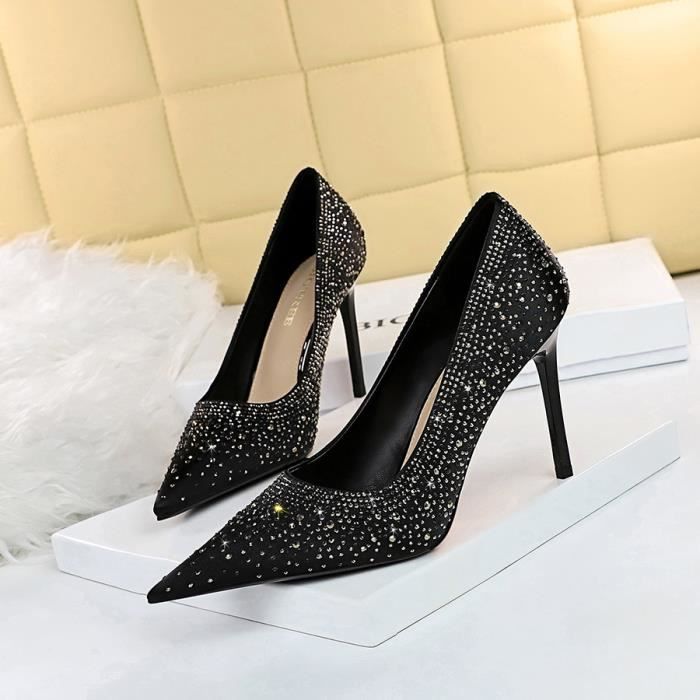 Escarpin Femme Talons hauts aiguilles satin scintillant strass Noir Achat Vente Escarpin Femme Talons hauts aiguilles satin scintillant strass Noir pas cher Cdiscount