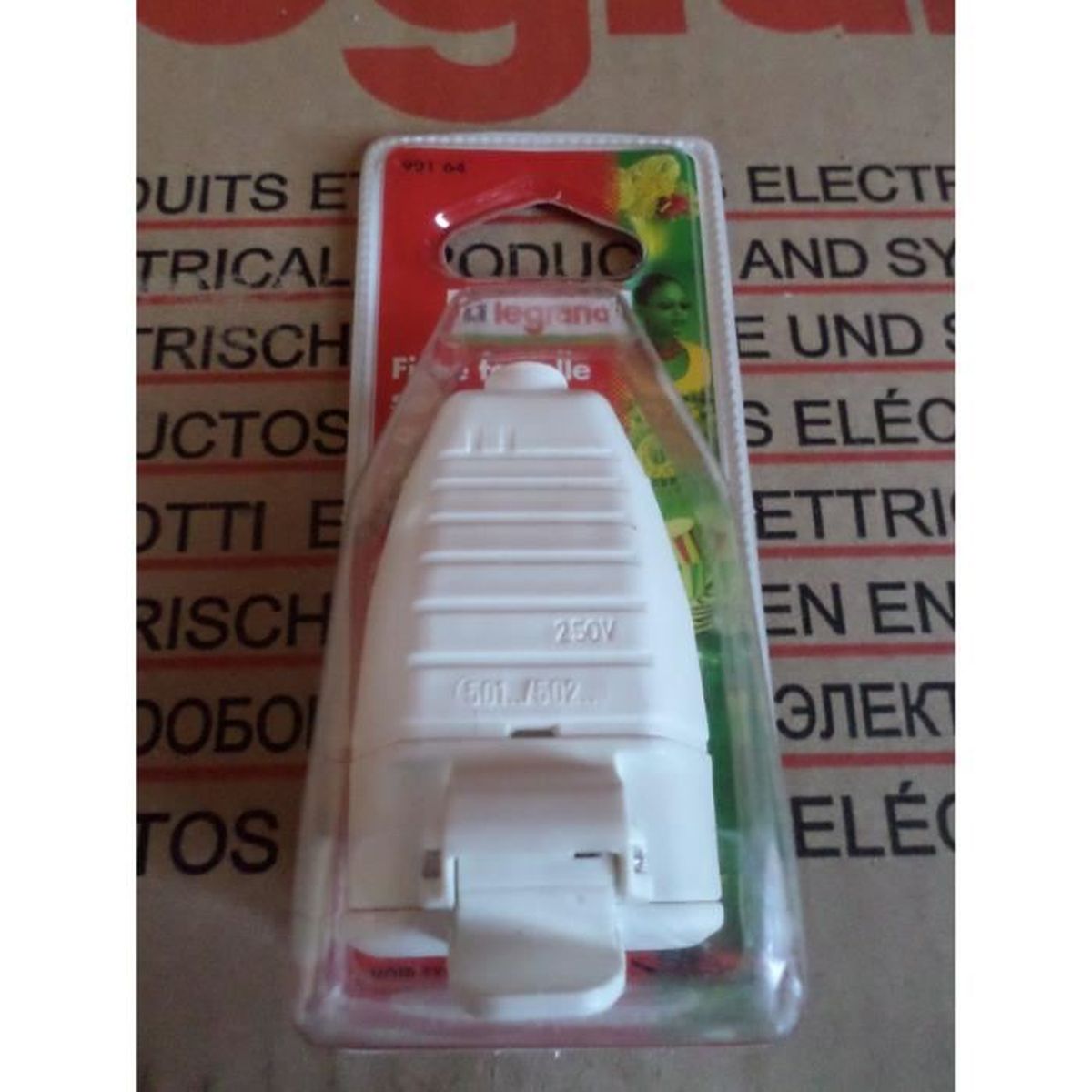 fiche femelle 2p sans terre blanche avec volet legrand cdiscount bricolage