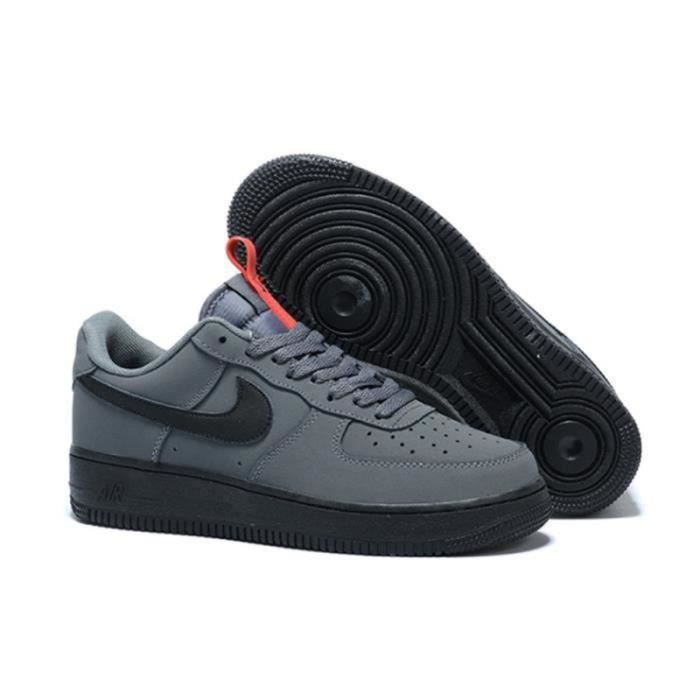 Baskets Nike Air Force 1 07 Homme et Femme gris noir Gris noir
