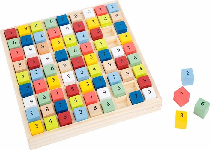 small foot 11164 Sudoku coloré -Educate- en bois, avec 81 cubes numérotés dans des couleurs vives, à partir de 6 ans. 11164