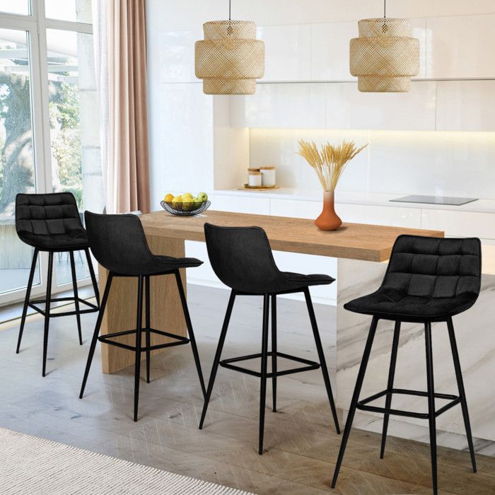 IDMARKET Lot de 4 tabourets de bar MADY en velours noir