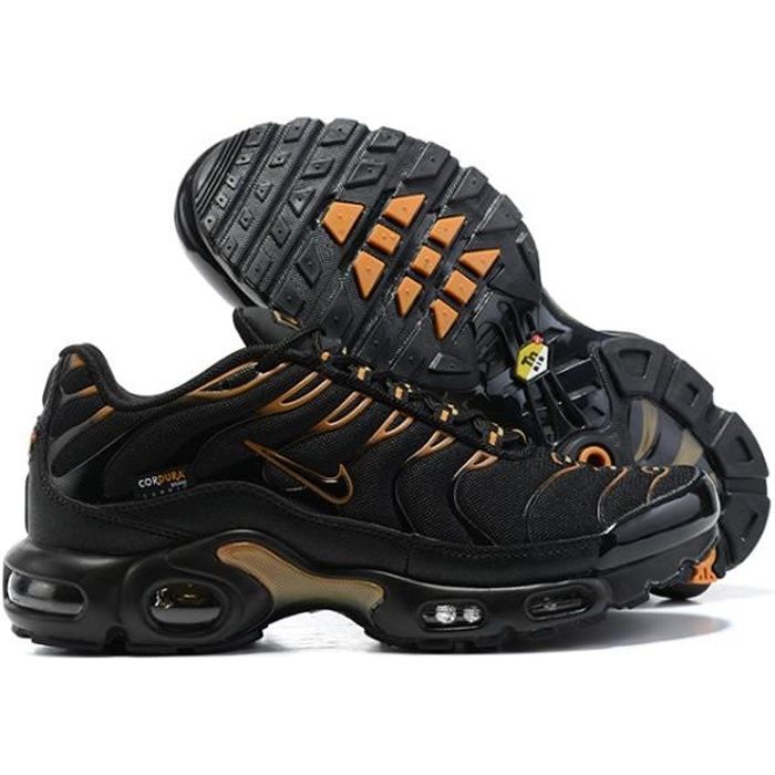 بازين Baskets Nike Air Max Plus TN Homme Chaussures Entraînement de ... بازين بازين Baskets Nike Air Max Plus TN Homme Chaussures Entraînement de ... بازين