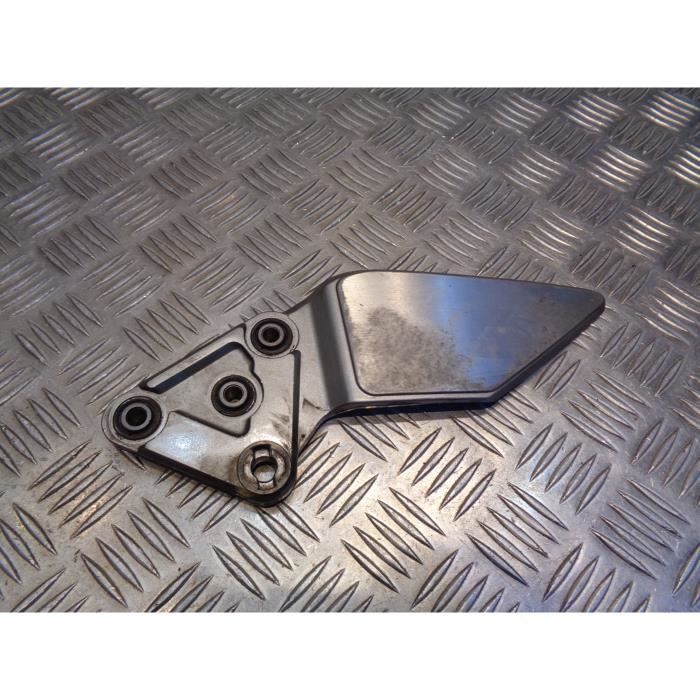 Repose-pied Passager Gauche SUZUKI GSF 650 Bandit N 2005-2006 - Occasion, Bon état