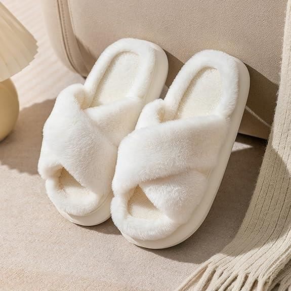 Claquettes Fourrure Femme Homme Marque Modele Peluche chaude Semelle antiderapante Blanc Blanc Cdiscount Chaussures