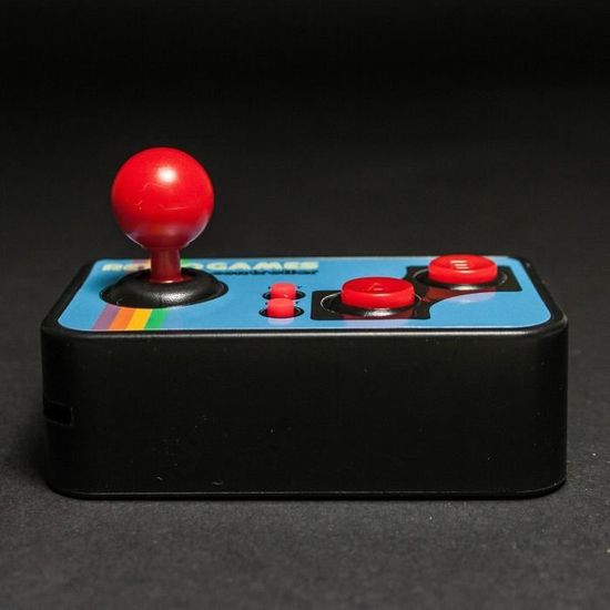 ThumbsUp! Mini TV Game – 200 Jeux Rétro Intégrés, Manette à Brancher Sur Télévision